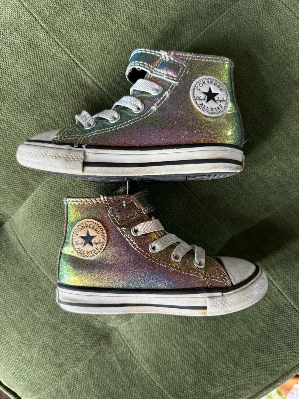 Converse Kids Iridescent Metallic High Top Sneakers Size 7